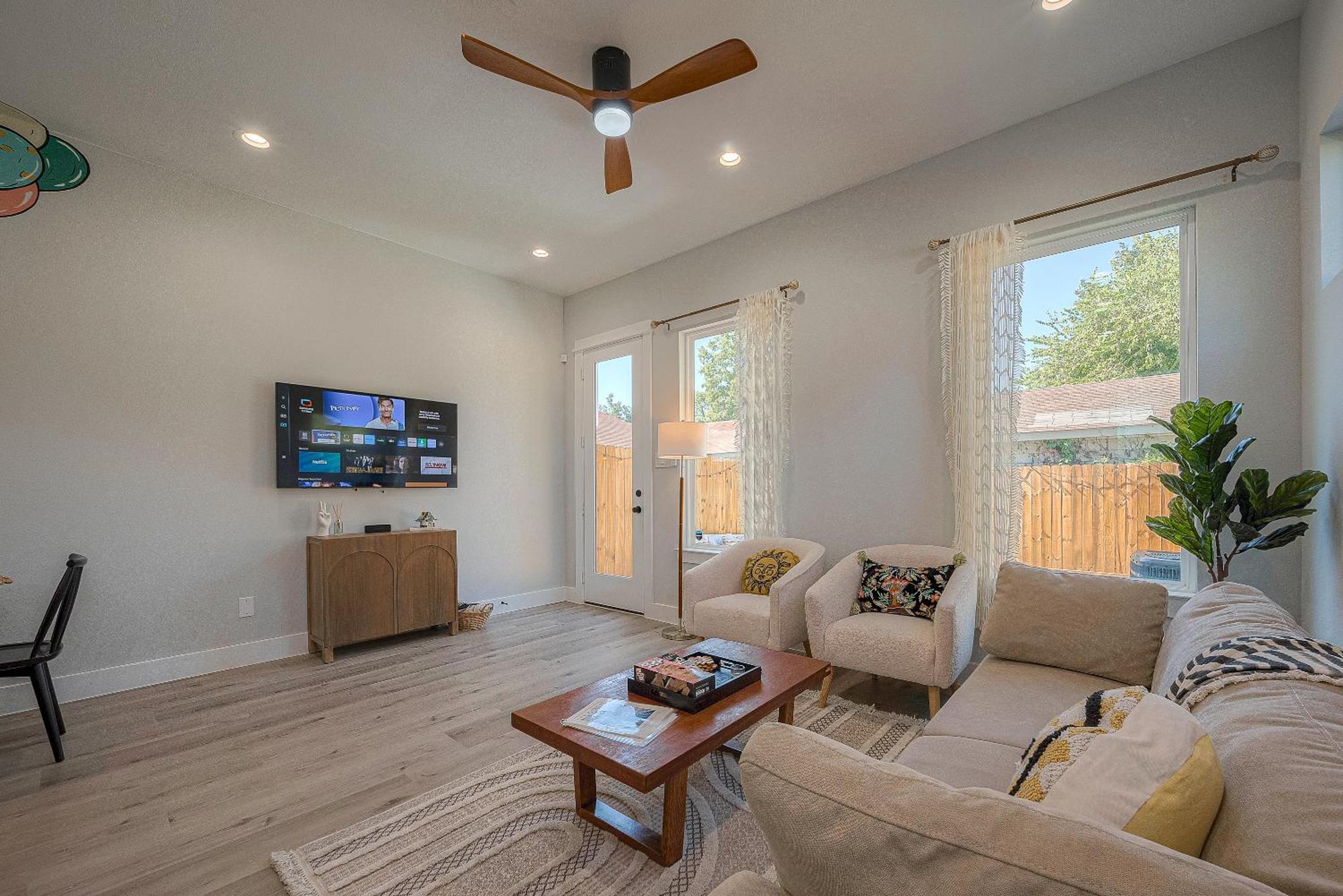Modern Home Near Downtown With Fast Wifi, Bbq, Games & Ev Equipped! Houston Exterior foto