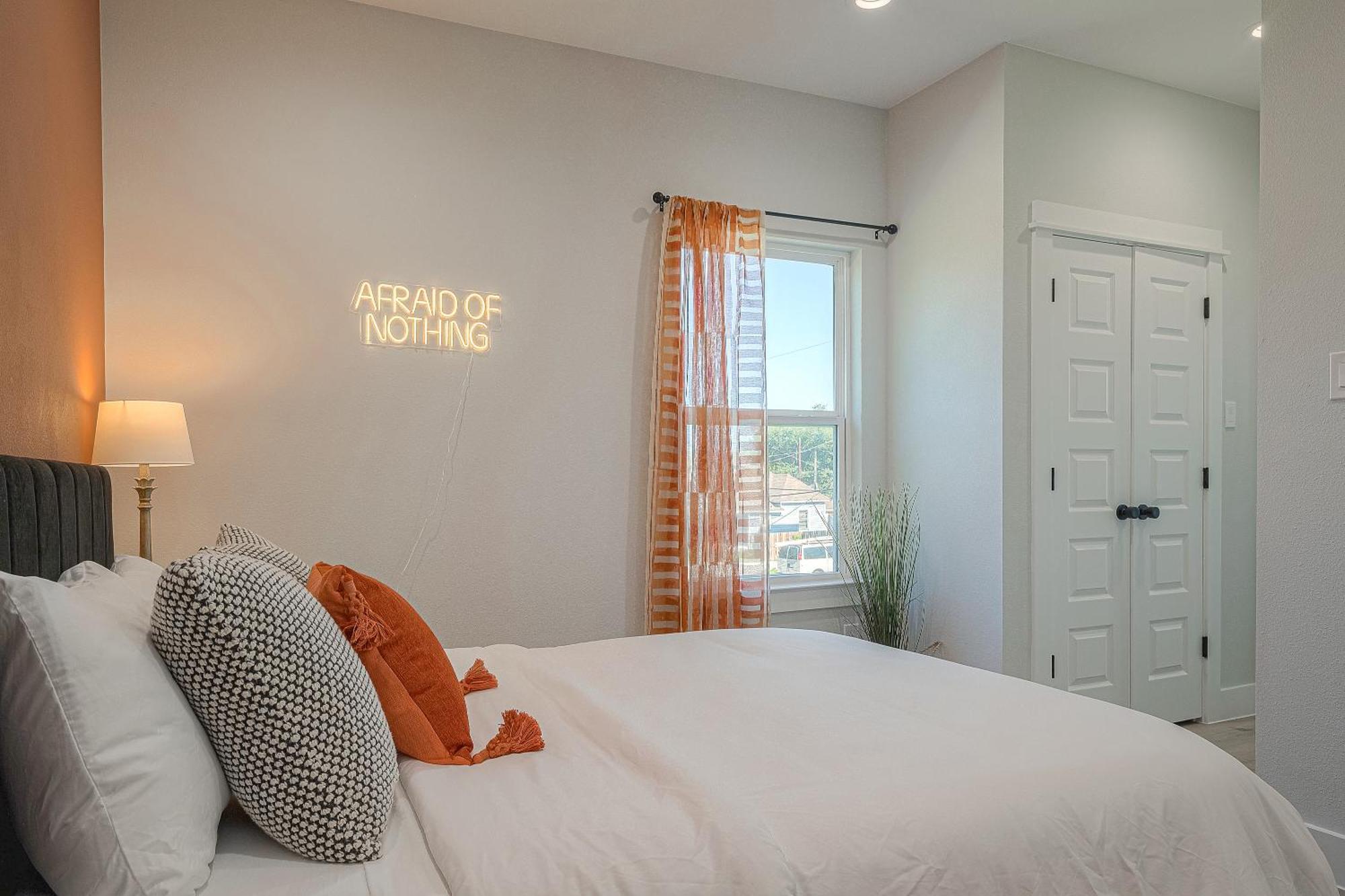 Modern Home Near Downtown With Fast Wifi, Bbq, Games & Ev Equipped! Houston Exterior foto